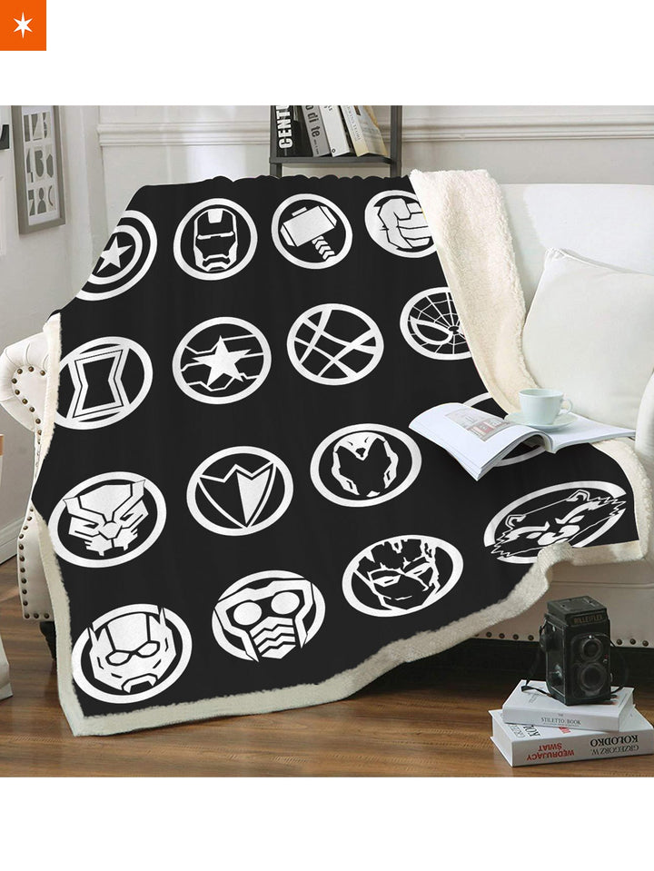 Fandomaniax - Avengers Throw Blanket