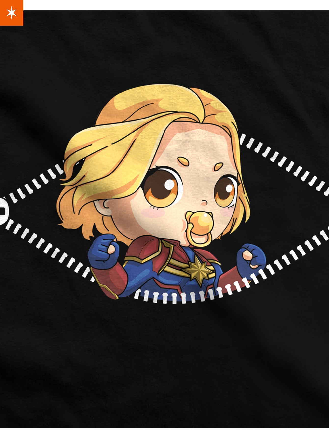 Fandomaniax - Baby Captain Marvel Peeking Maternity T-Shirt