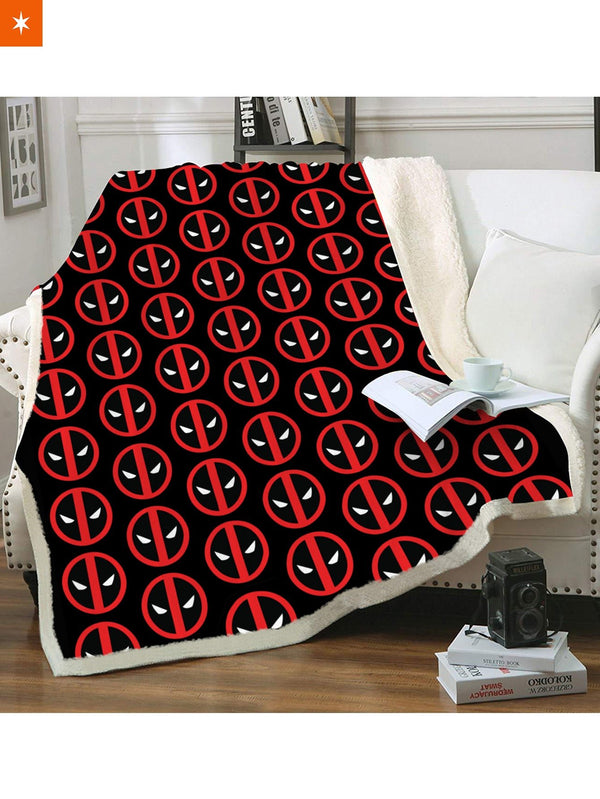 Fandomaniax - Deadpool Throw Blanket